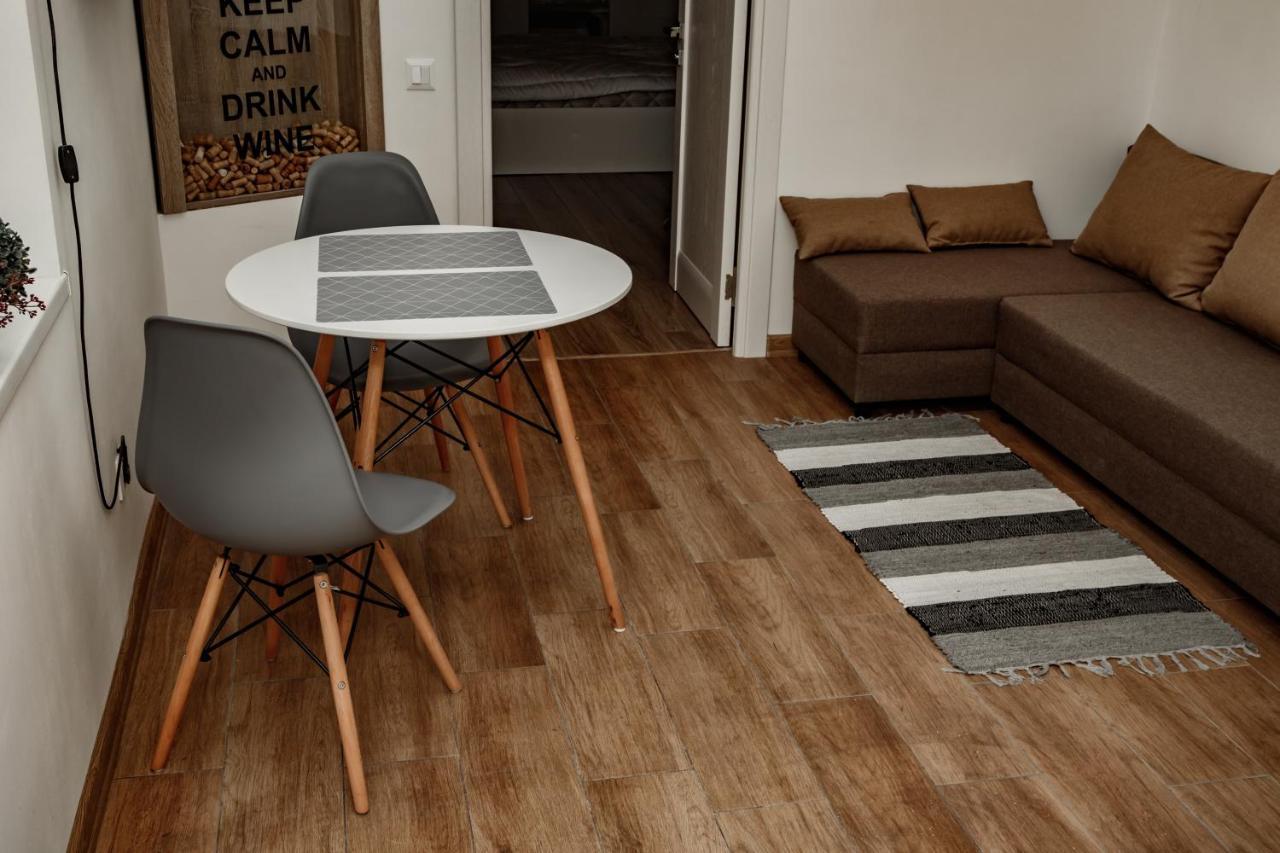 Loft Apartment Львов Экстерьер фото